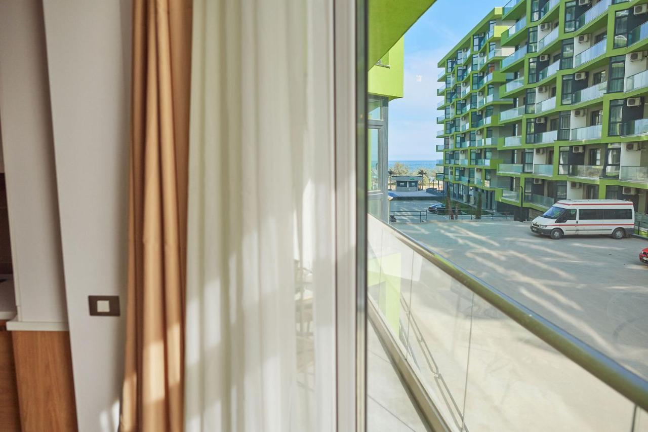 Sole Apartment Spa N Pools Beach Resort Năvodari Exteriör bild