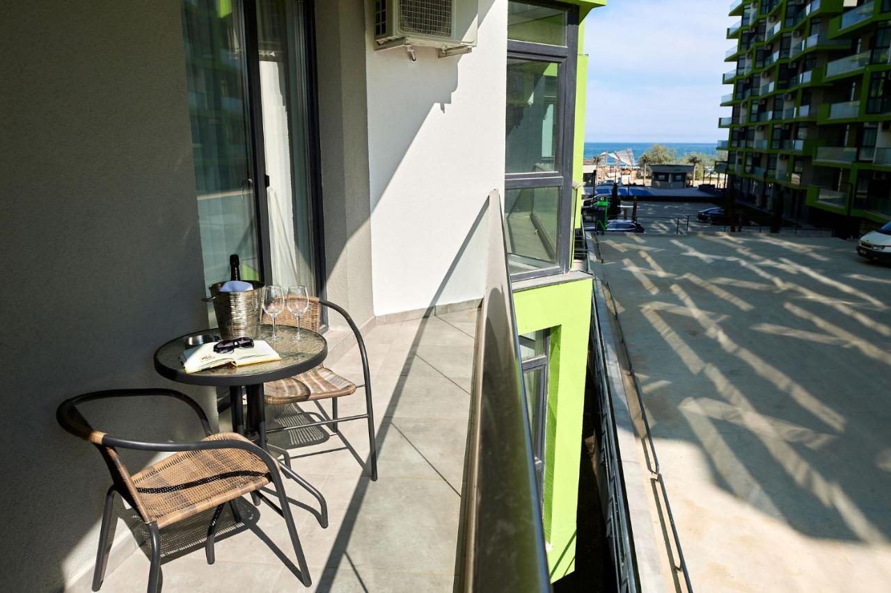 Sole Apartment Spa N Pools Beach Resort Năvodari Exteriör bild